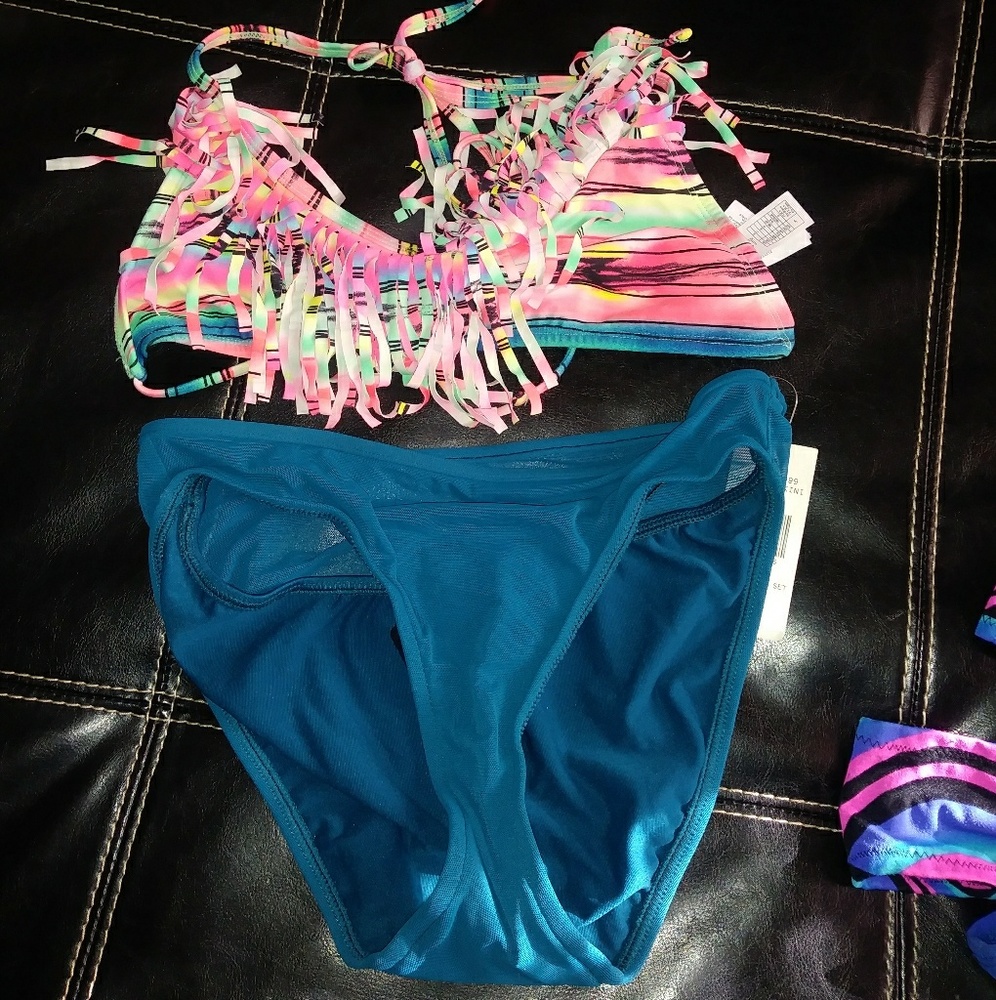 Ladies Forever 21 top size small bottom size mediu